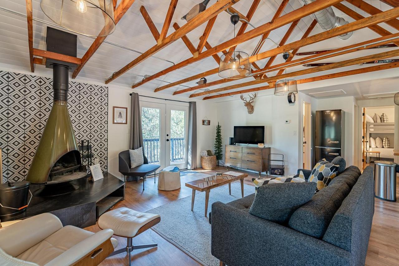 The Pine House - Cozy Mid-Century Modern, Pet-Friendly Villa Екстериор снимка