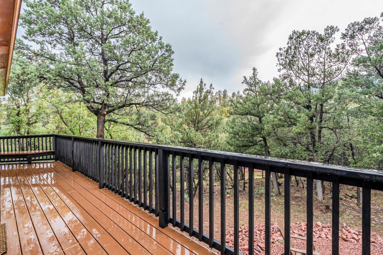 The Pine House - Cozy Mid-Century Modern, Pet-Friendly Villa Екстериор снимка